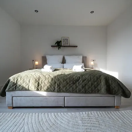 Lightview - Parkplatz, Zentral, Kueche Appartement Heilbronn
